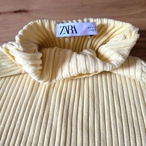 Zara Soft Yellow Ribbed Knit Cotton Top